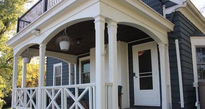 Blue Jay Bungalow- 3 bedroom with
private outdoor porches, kid-friendly big yard