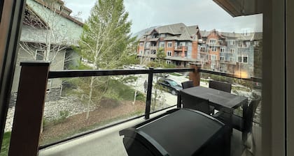 Solara Corner Suite-Pool & Hot Tub & Spa