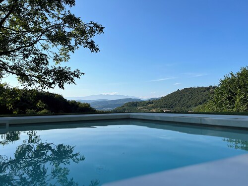 Charming 4-bedroom farmhouse in Valpolicella 
