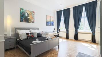 1 habitación, escritorio, tabla de planchar con plancha y wifi gratis