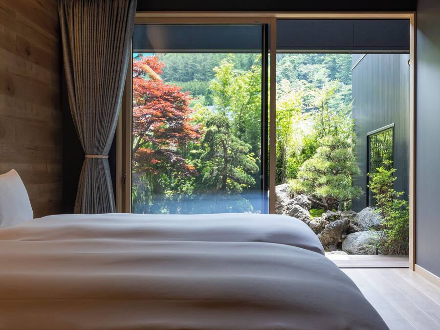 Suite, Multiple Beds, Private Bathroom, Garden View