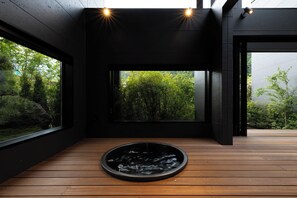 Suite, flere senger, privat bad, hageutsikt | Lydisolert og wi-fi (inkludert)