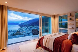 3 habitaciones, escritorio, tabla de planchar con plancha y wifi
