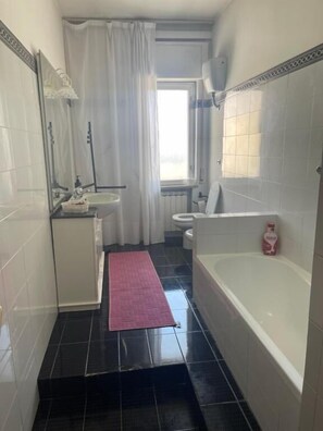 Bathroom - ALEHOME  (Pescara)