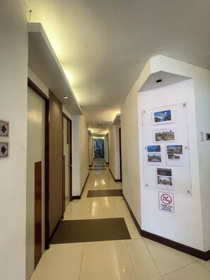 Hallway - The Center Suites Cebu (Cebu City)