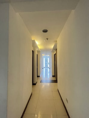 Hallway - The Center Suites Cebu (Cebu City)