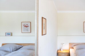 2 chambres, fer et planche à repasser, Wi-Fi gratuit, draps fournis