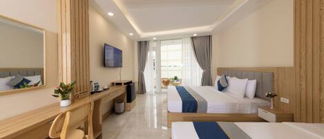 Family Studio Suite | Balcony