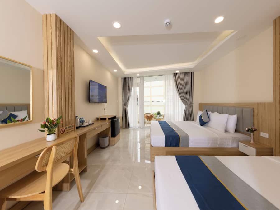 Family Studio Suite | Balcony
