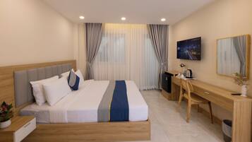 Deluxe Double Room | Soundproofing, iron/ironing board, free WiFi