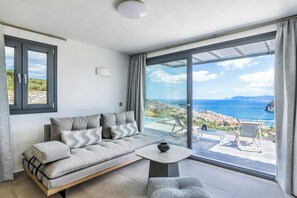 Smart TV - ELEGANT RESORT with unique  sea view,  pool with waterfall and privacy!!  (Skopelos)