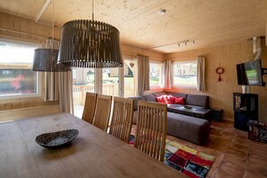 Smart-tv en een open haard