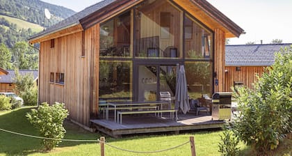 Welcoming chalet with whirlpool