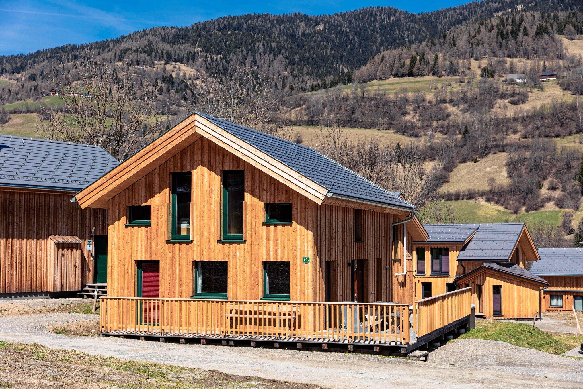 Außenseite Ferienhaus [Sommer]