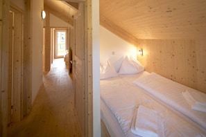 4 Schlafzimmer, Reisekinderbett, kostenloses WLAN