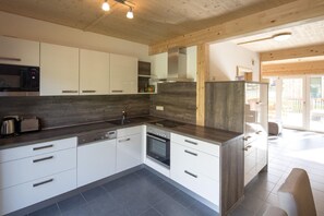 Kitchen - Chalet with infrared sauna (Sankt Georgen am Kresichberg)