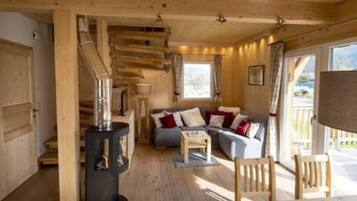 Smart-TV, Kamin, DVD-Player