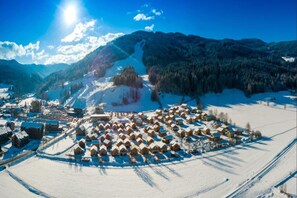 Aerial view - Welcoming chalet with hot tub (Sankt Georgen am Kresichberg)
