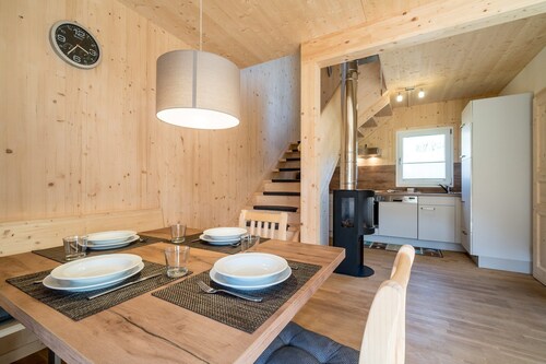 Snug chalet with sauna