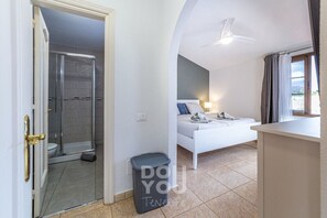 2 bedrooms, desk, iron/ironing board, travel crib