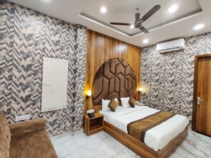 Deluxe Twin Room | Free WiFi - Hotel The Restu (Amritsar)