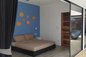 3 chambres, fer et planche à repasser, Wi-Fi, draps fournis