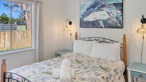 4 bedrooms, iron/ironing board, free WiFi, bed sheets - Serendipity Sands by Experience Jervis Bay (Huskisson)