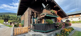 Chalet near Passthurn Ski Area Kitzbühel