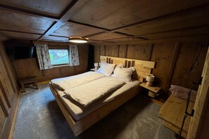 3 bedrooms, Internet