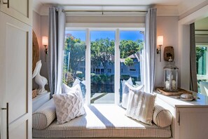 Interior - Stunning Lagoon Views.  Short Walk to Beach.  Newly Renovated Villa w/ Terrific Natural Light. (Kiawah Island)