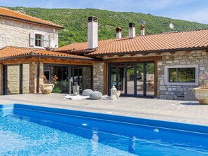 A heated pool - Vacation home Tina by Interhome (Motovun)