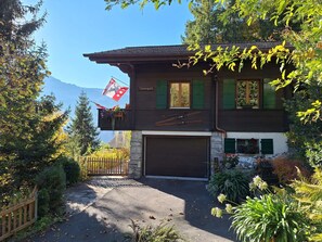 Exterior - Chalet Tannengüetli by Interhome (Grindelwald)