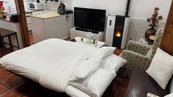 1 chambre, fer et planche Ă repasser, accĂšs Internet, draps fournis