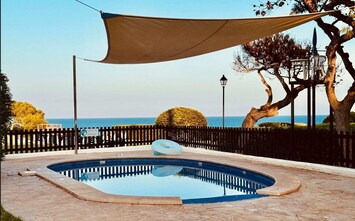 Holiday Home Swimming Pool