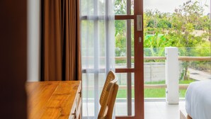Ảnh chưa phân loại, 2 trong số 37 ảnh, nút