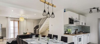 Chic friendly and spacious house