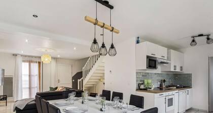 Chic friendly and spacious house