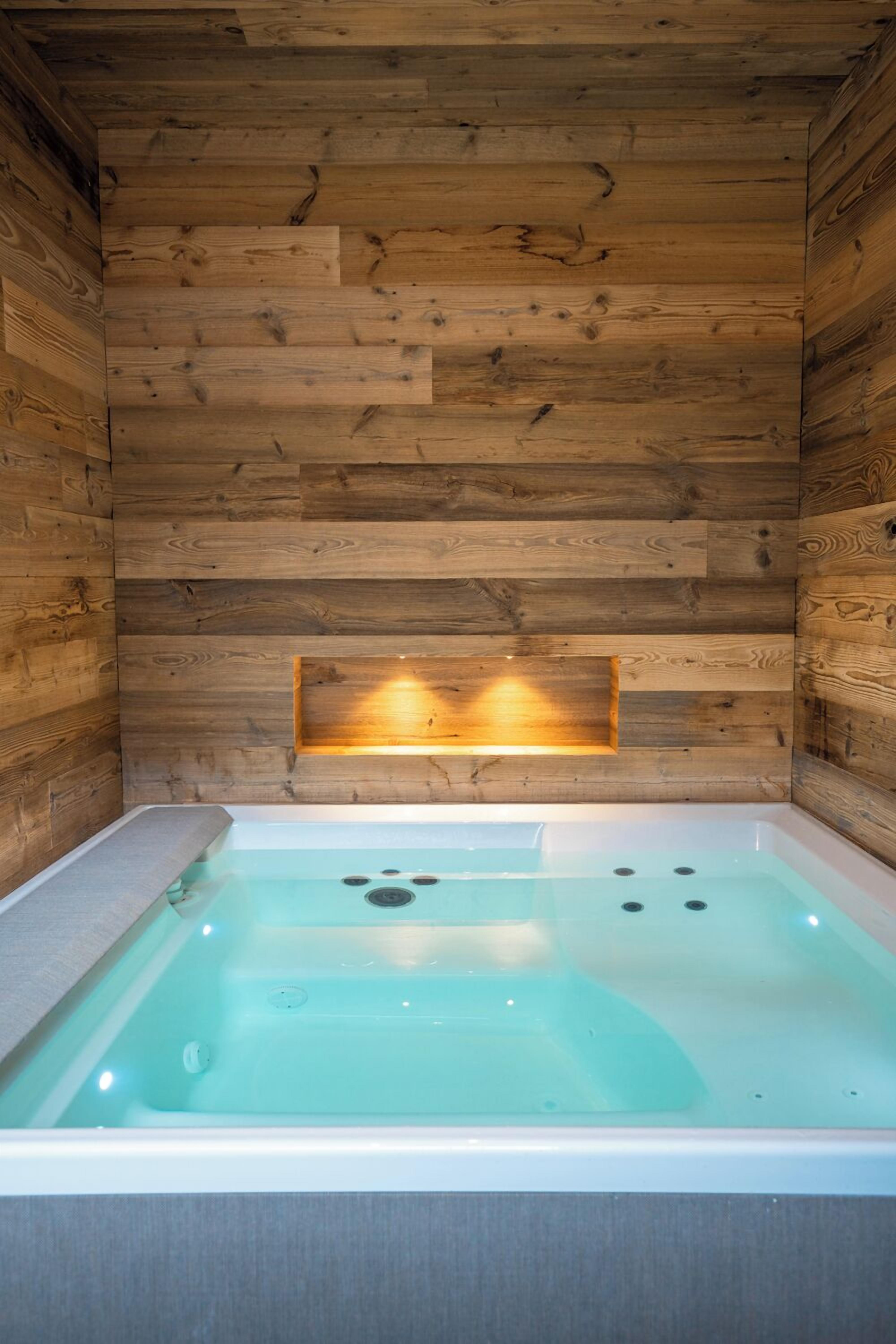 Chalet Deluxe, vista giardino | Una cassaforte in camera, tende oscuranti, Wi-Fi gratuito, lenzuola