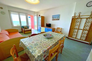 Dining - Stunning Beach Apartment in Caorle (Porto Santa Margherita - Caorle)