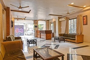 TV - Sai Shangrila Residency (Rahata)