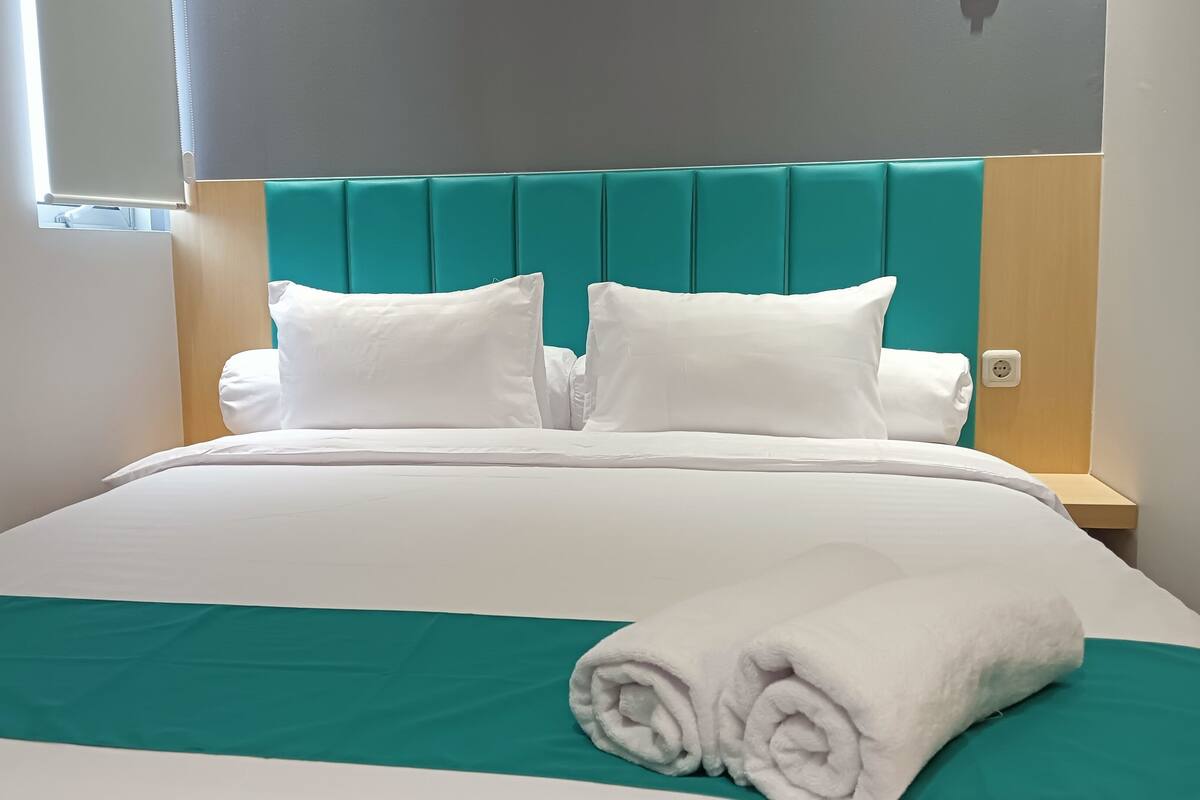 Superior Double Room | Desk, laptop workspace, free WiFi
