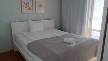 1 chambre, bureau, Wi-Fi, draps fournis
