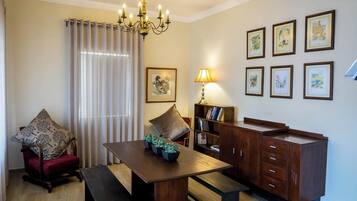 Family House, Garden View | Living area | 32-inch Smart TV with satellite channels, Netflix, streaming services