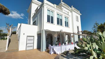 Espace banquet en plein air