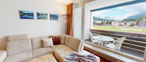 Fernseher, Stereoanlage