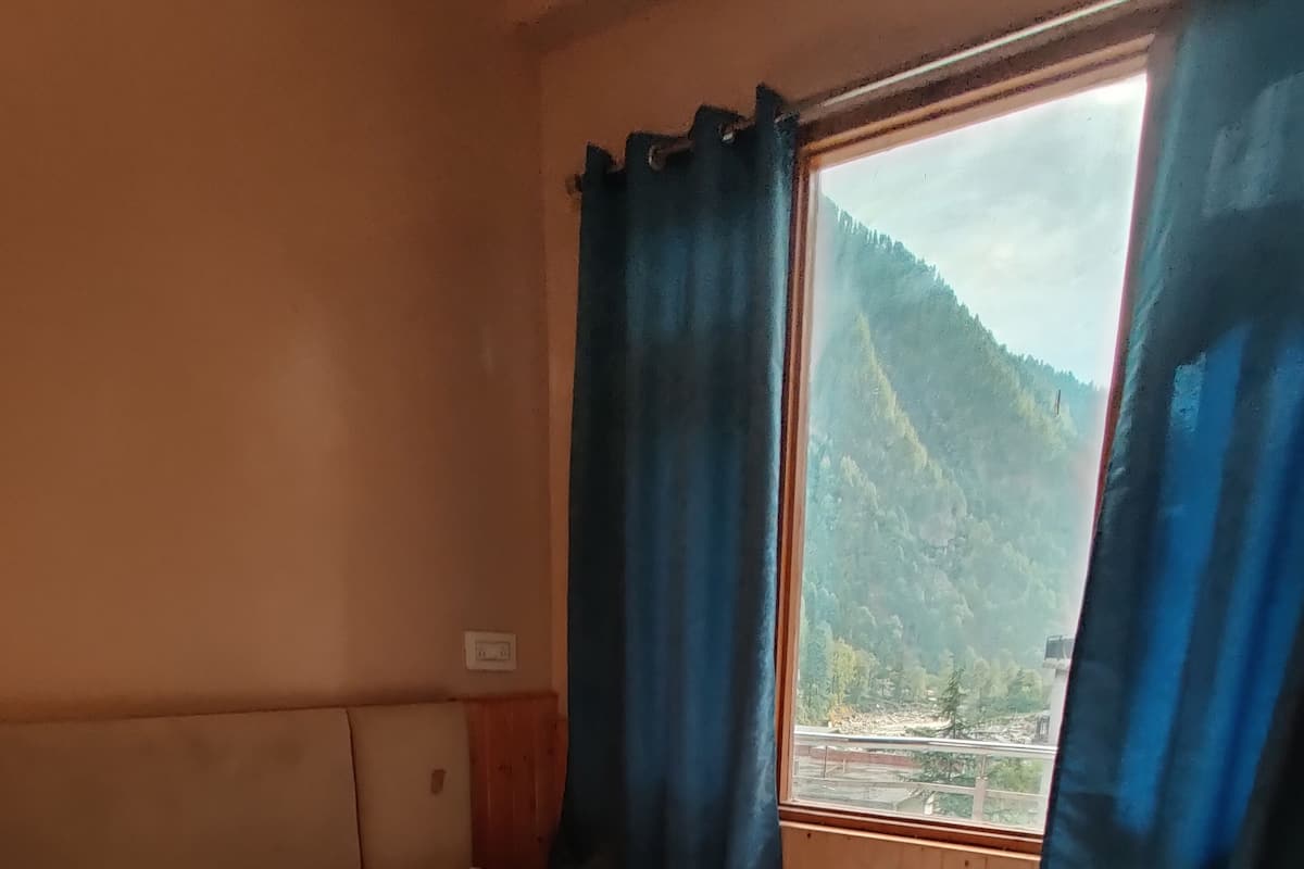 Deluxe Double Room, Balcony, Mountain View | Balcony view