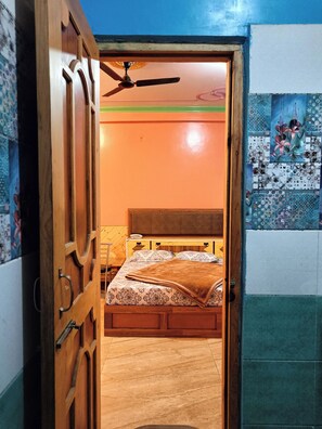 Deluxe Double Room, Balcony, Mountain View