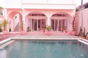 Deluxe Studio, 1 King Bed with Sofa bed | Terrace/patio - PONDER Bali (Canggu)
