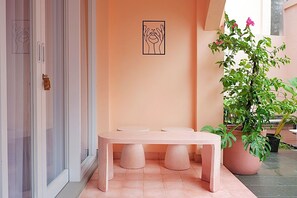 Suite estudio Deluxe, 1 cama King size | Terraza o patio