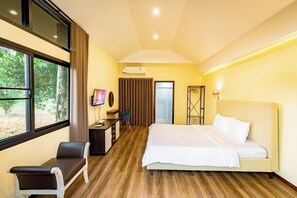 5 bedrooms, free WiFi, bed sheets - Khaoyai Valley 3 (Pak Chong)